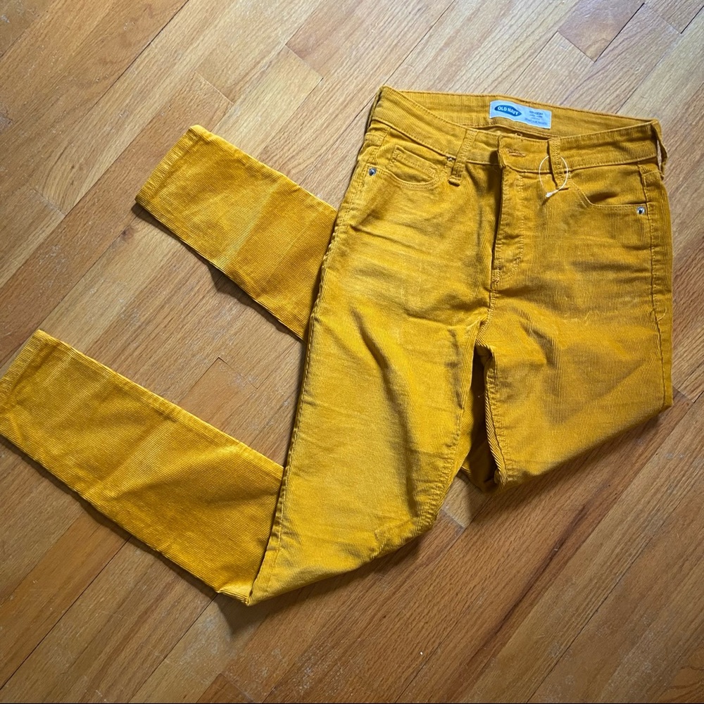 Old Navy Rockstar Super Skinny, High Rise cords